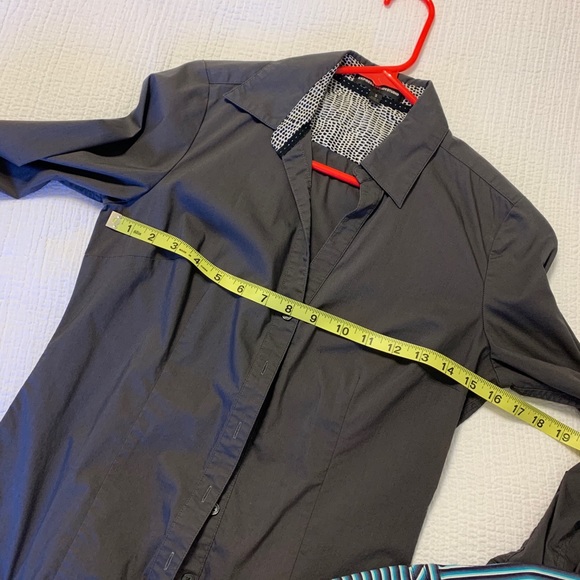 (3) Express Design Studio button down blouses - Picture 16 of 16